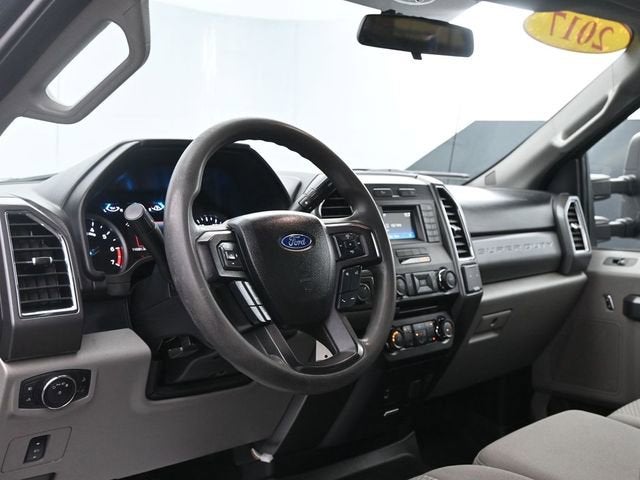 2017 Ford Super Duty F-350 SRW XL