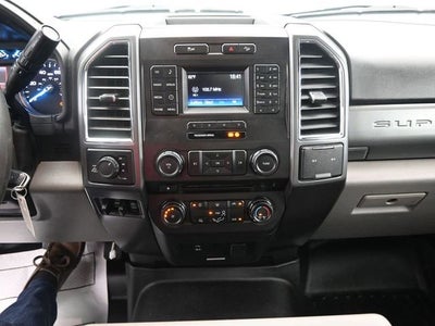 2017 Ford Super Duty F-350 SRW XL