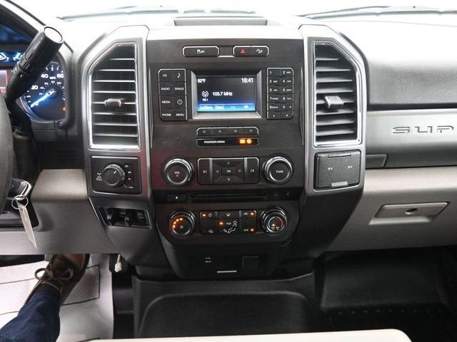 2017 Ford Super Duty F-350 SRW XL