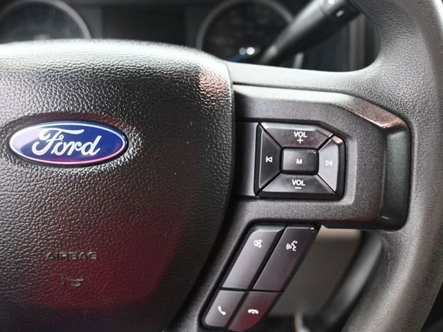 2017 Ford Super Duty F-350 SRW XL