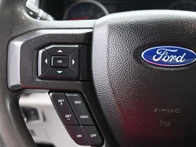 2017 Ford Super Duty F-350 SRW XL