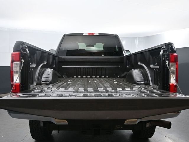 2017 Ford Super Duty F-350 SRW XL