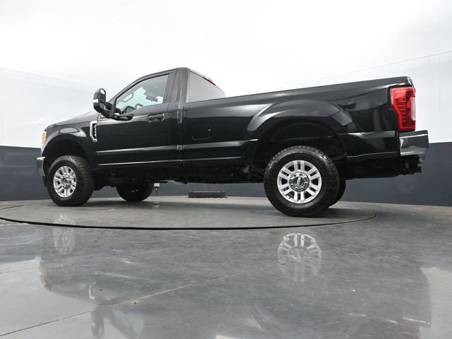 2017 Ford Super Duty F-350 SRW XL