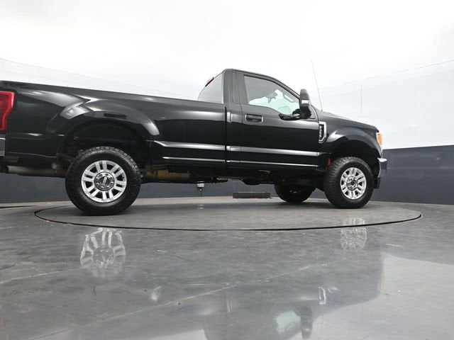 2017 Ford Super Duty F-350 SRW XL