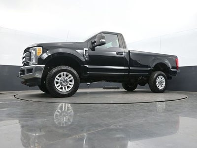 2017 Ford Super Duty F-350 SRW XL