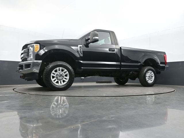 2017 Ford Super Duty F-350 SRW XL