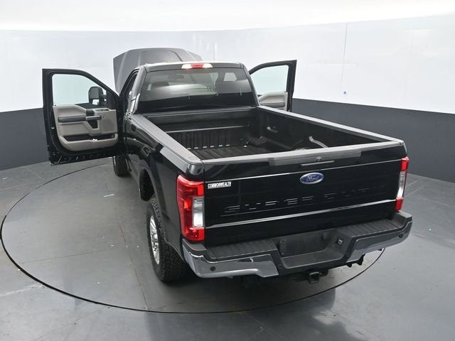 2017 Ford Super Duty F-350 SRW XL