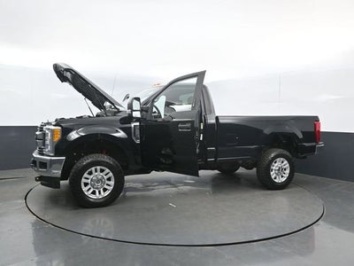 2017 Ford Super Duty F-350 SRW XL