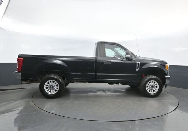 2017 Ford Super Duty F-350 SRW XL