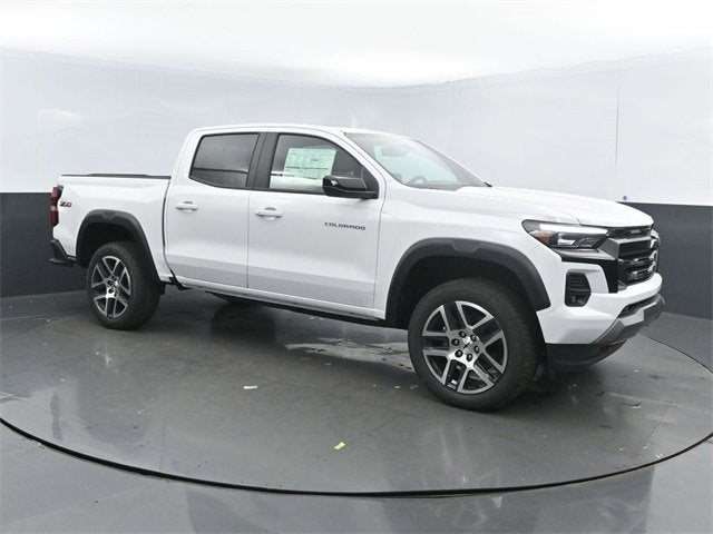 2024 Chevrolet Colorado Z71 Lawrence MA Commonwealth Chevrolet