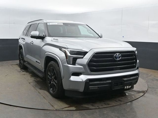 2024 Toyota Sequoia SR5