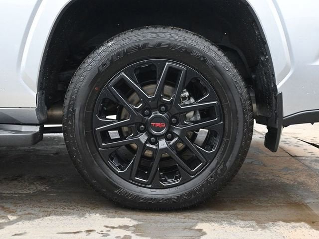 2024 Toyota Sequoia SR5