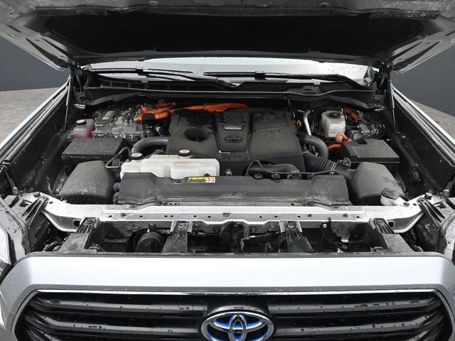 2024 Toyota Sequoia SR5