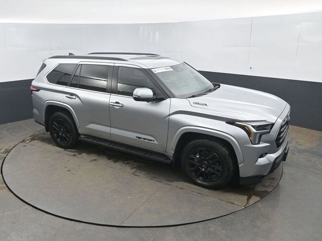 2024 Toyota Sequoia SR5