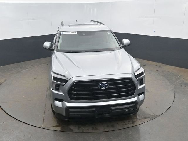 2024 Toyota Sequoia SR5