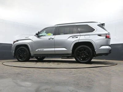 2024 Toyota Sequoia SR5
