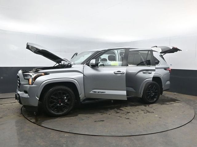 2024 Toyota Sequoia SR5