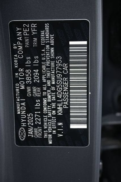 2025 Hyundai Elantra SE