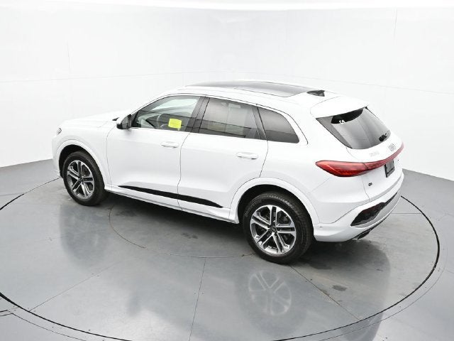 2025 Audi Q5 Premium