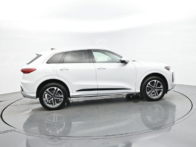 2025 Audi Q5 Premium