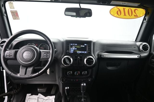 2016 Jeep Wrangler Sahara