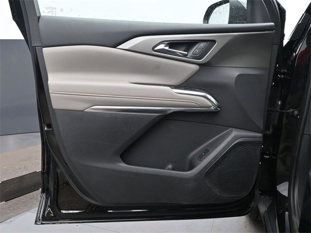 2025 Chevrolet Traverse LT 2LT