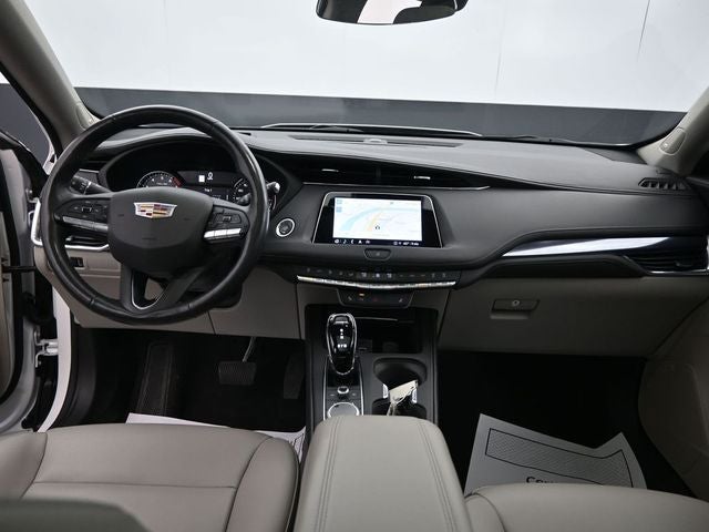 2023 Cadillac XT4 Luxury