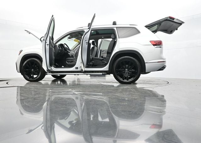 2022 Volkswagen Atlas 3.6L V6 SEL R-Line