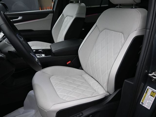 2025 Volkswagen Atlas Cross Sport 2.0T SEL Premium R-Line