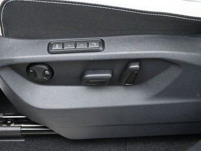 2025 Volkswagen Atlas Cross Sport 2.0T SEL Premium R-Line