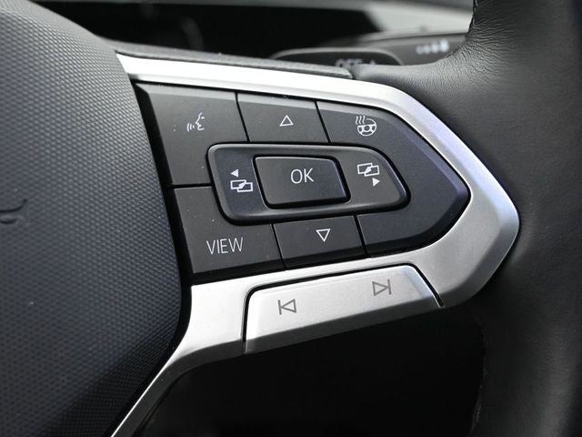 2025 Volkswagen Atlas Cross Sport 2.0T SEL Premium R-Line