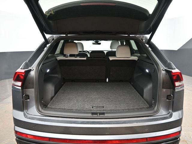 2025 Volkswagen Atlas Cross Sport 2.0T SEL Premium R-Line