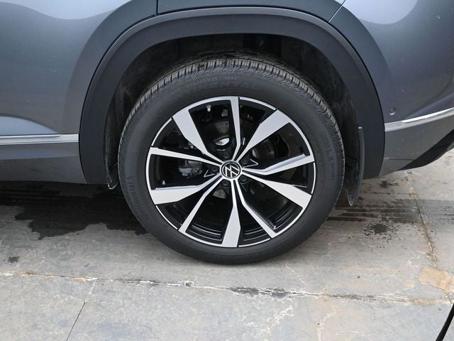 2025 Volkswagen Atlas Cross Sport 2.0T SEL Premium R-Line