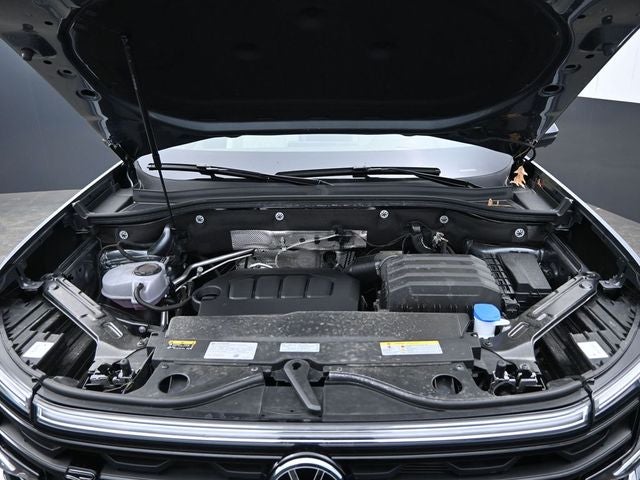 2025 Volkswagen Atlas Cross Sport 2.0T SEL Premium R-Line