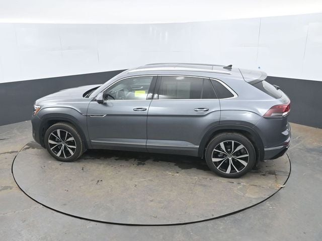 2025 Volkswagen Atlas Cross Sport 2.0T SEL Premium R-Line