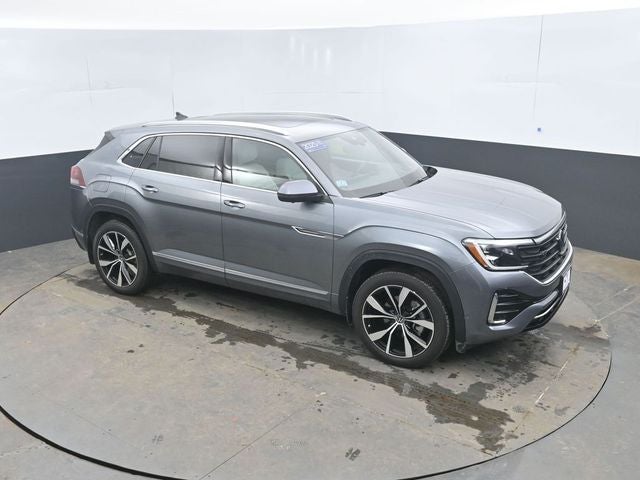 2025 Volkswagen Atlas Cross Sport 2.0T SEL Premium R-Line