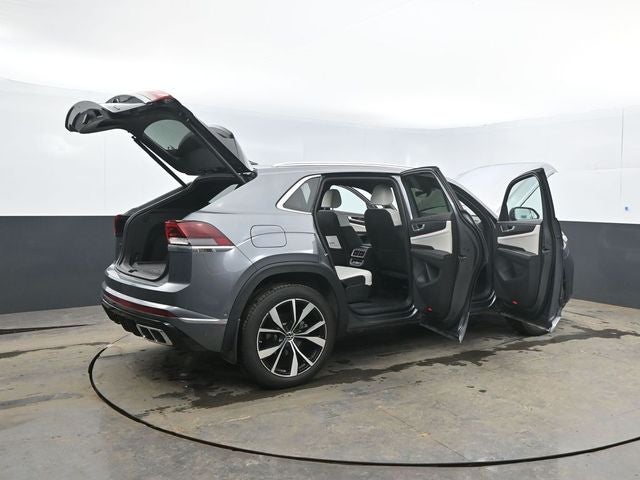 2025 Volkswagen Atlas Cross Sport 2.0T SEL Premium R-Line