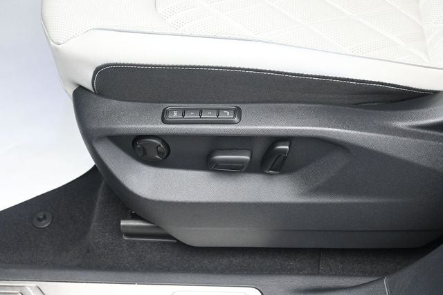 2025 Volkswagen Atlas Cross Sport 2.0T SEL Premium R-Line