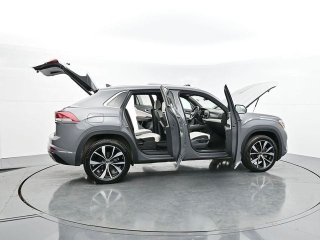 2025 Volkswagen Atlas Cross Sport 2.0T SEL Premium R-Line