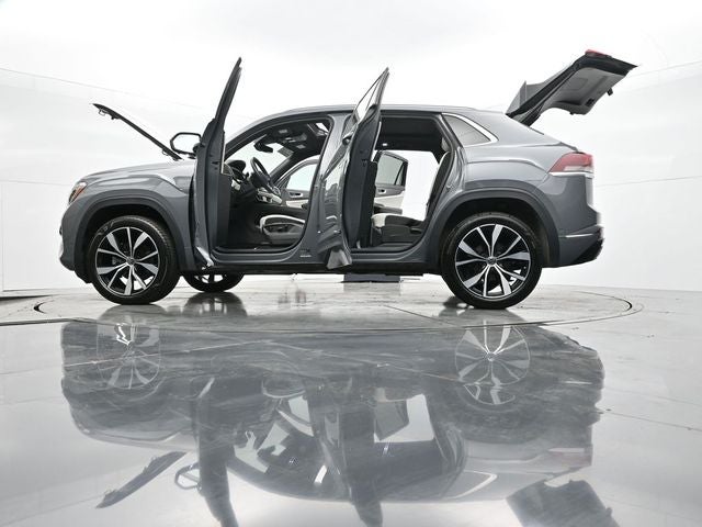 2025 Volkswagen Atlas Cross Sport 2.0T SEL Premium R-Line