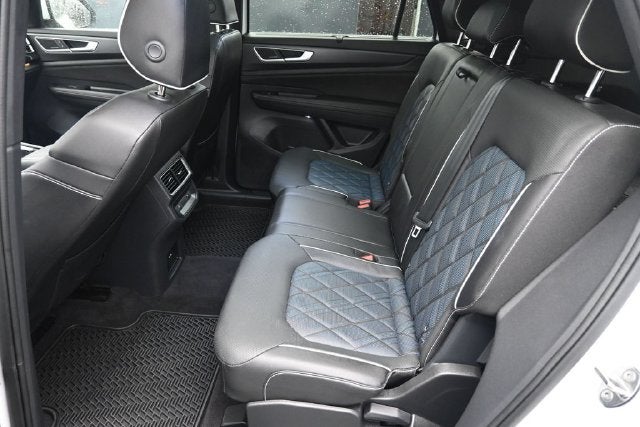 2024 Volkswagen Atlas Cross Sport 2.0T SEL Premium R-Line