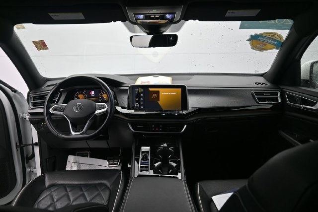 2024 Volkswagen Atlas Cross Sport 2.0T SEL Premium R-Line