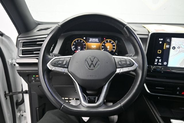 2024 Volkswagen Atlas Cross Sport 2.0T SEL Premium R-Line