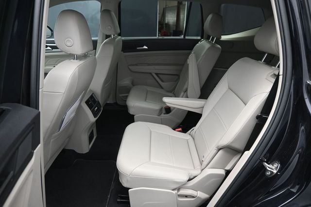 2023 Volkswagen Atlas 2.0T SE w/Technology