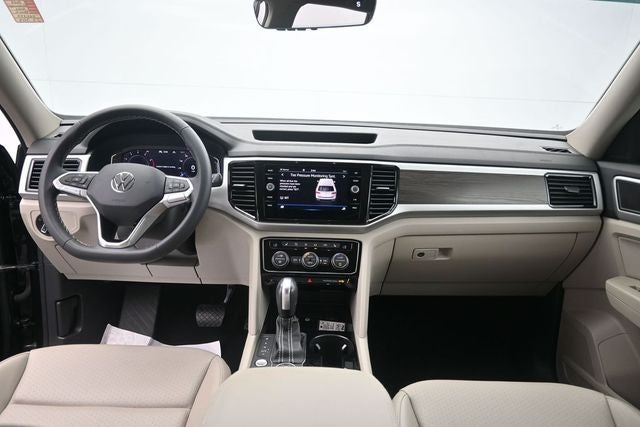 2023 Volkswagen Atlas 2.0T SE w/Technology