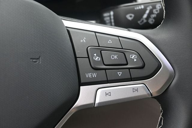 2023 Volkswagen Atlas 2.0T SE w/Technology