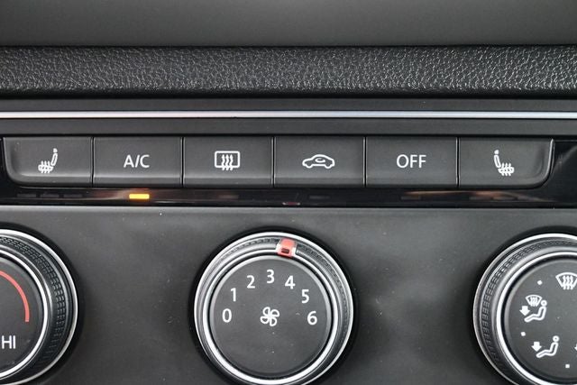 2022 Volkswagen Atlas Cross Sport 2.0T SE
