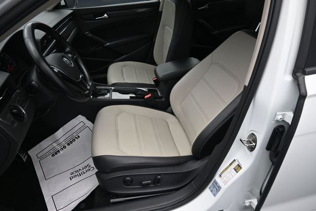 2020 Volkswagen Passat 2.0T R-Line