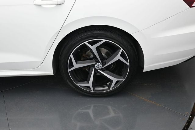2020 Volkswagen Passat 2.0T R-Line