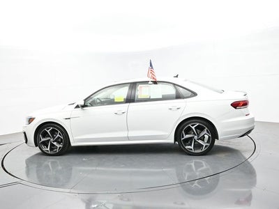 2020 Volkswagen Passat 2.0T R-Line